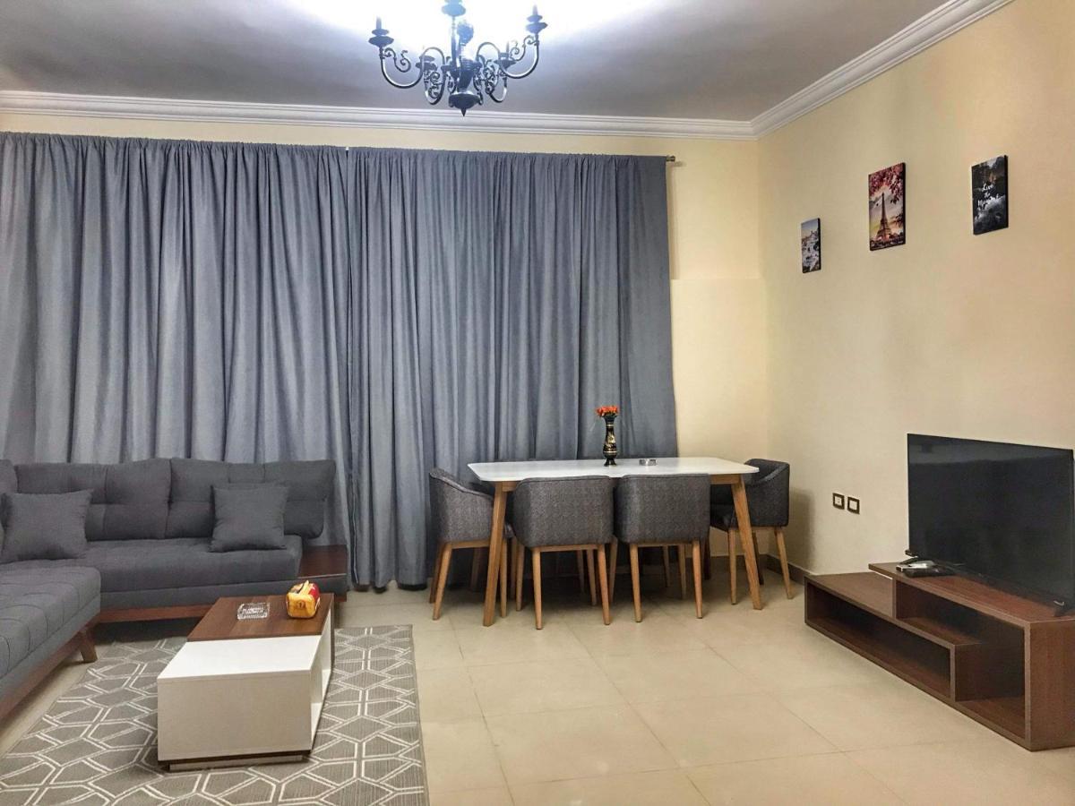 Ferienwohnung Hidden Gem With Pool Access In New Kairo Exterior foto